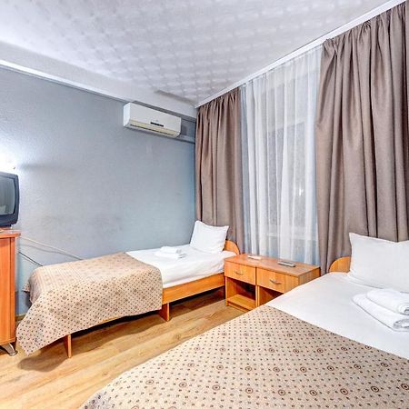 Hotel 7F Kiev Luaran gambar