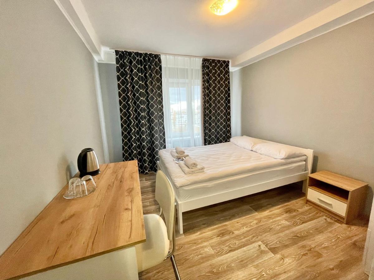 Hotel 7F Kiev Luaran gambar