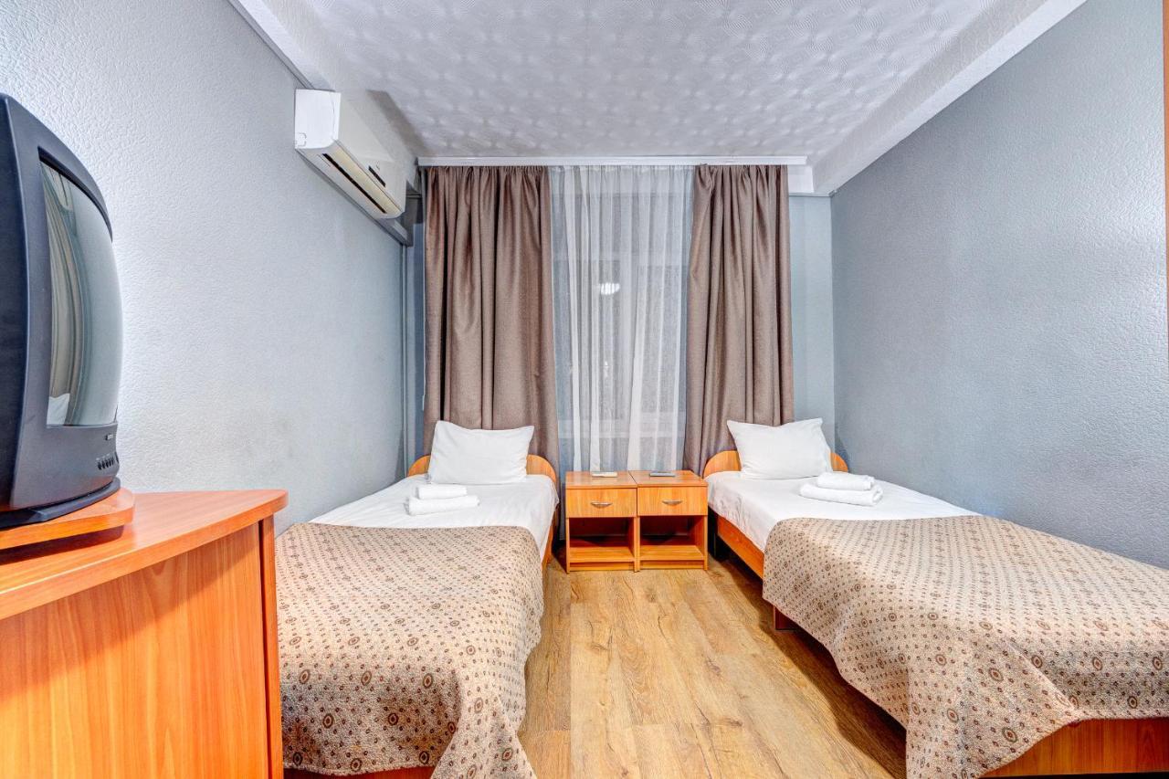 Hotel 7F Kiev Luaran gambar