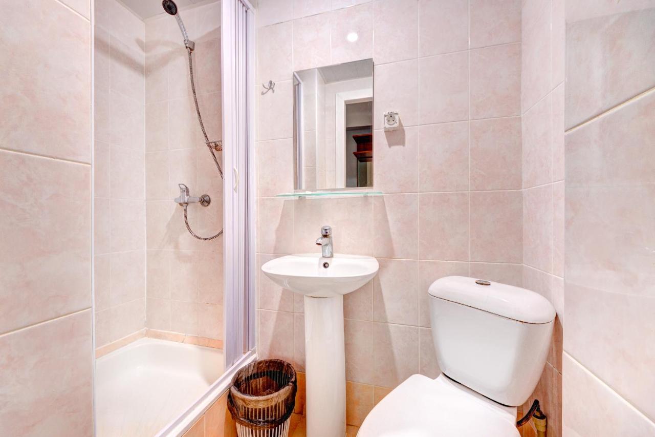 Hotel 7F Kiev Luaran gambar