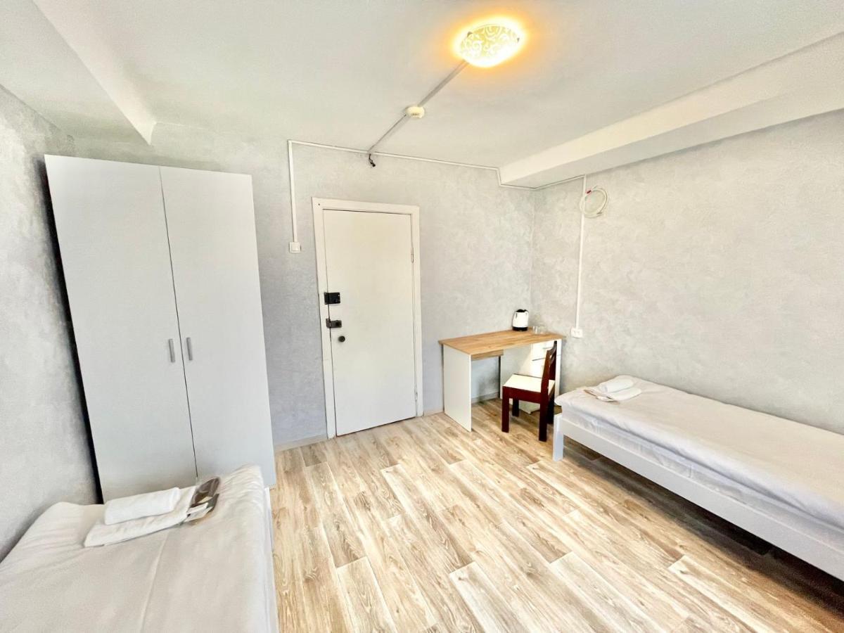 Hotel 7F Kiev Luaran gambar